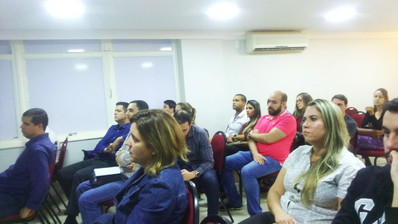 Concursados durante a reunião (Foto: Cultivar Comunicações)