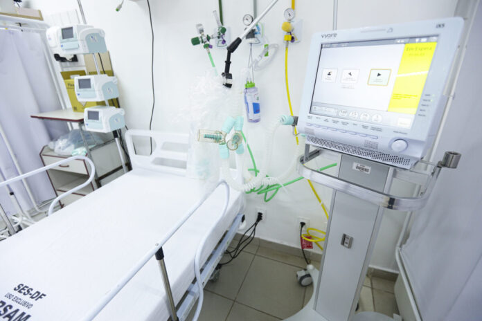 FOTO-GEOVANA-ALBUQUERQUE-AGÊNCIA-SAÚDE-DF-2-2-1200x800